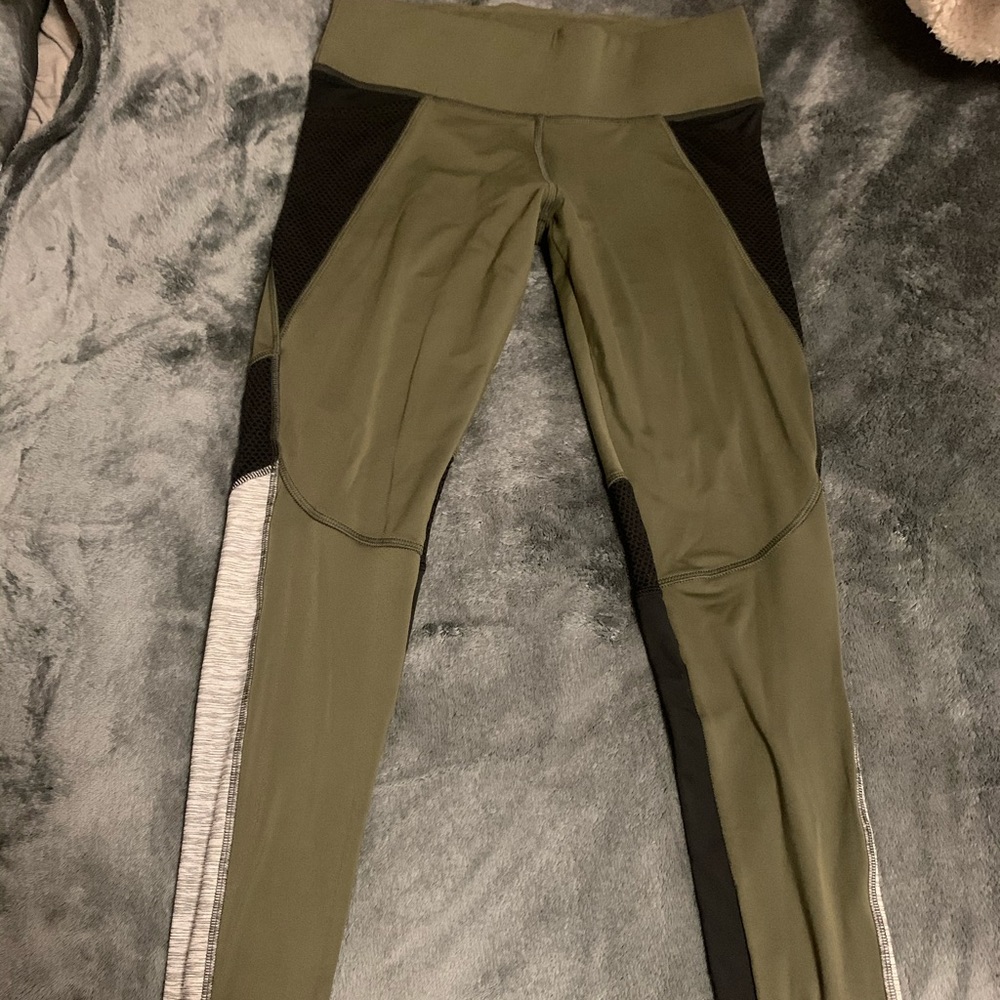 Victoria’s Secret  Pink Ultimate Leggings